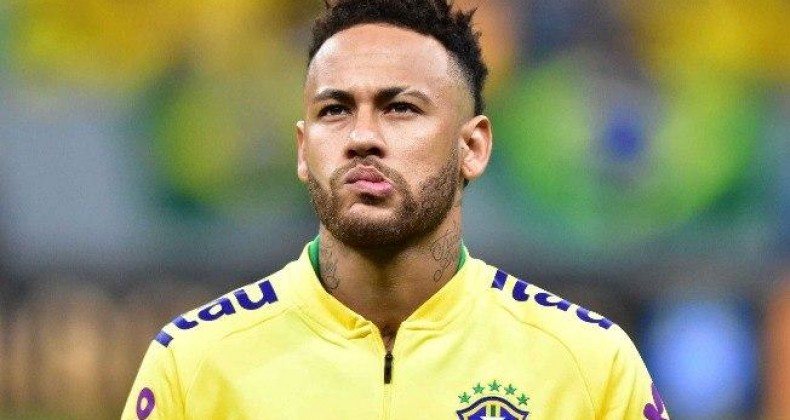 Neymar comemora dez anos da estreia na Seleção: 